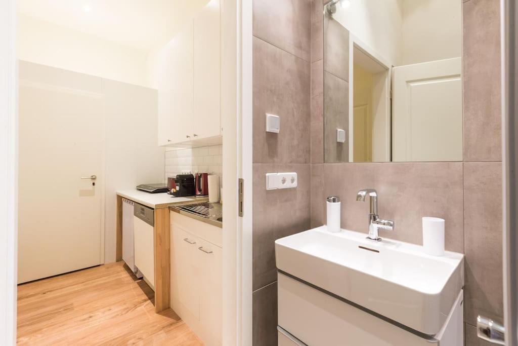 Studio Apartment Friedrichshain Berlin Exterior photo